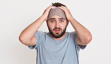 What are the key benefits of a sleep mask?